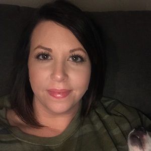 Meet your Posher, Laurie